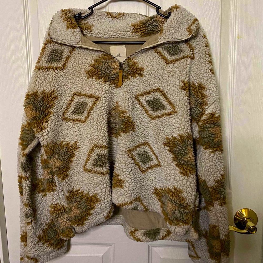 Thread Supply size M Tribal print Sherpa Sweater
